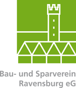 Ein grünes Logo zeigt eine stilisierte weiße Burg mit einem angrenzenden Gebäude, darunter der Schriftzug "Bau- und Sparverein Ravensburg eG".